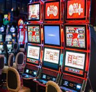 Luxury Casino canadiantoplist.com